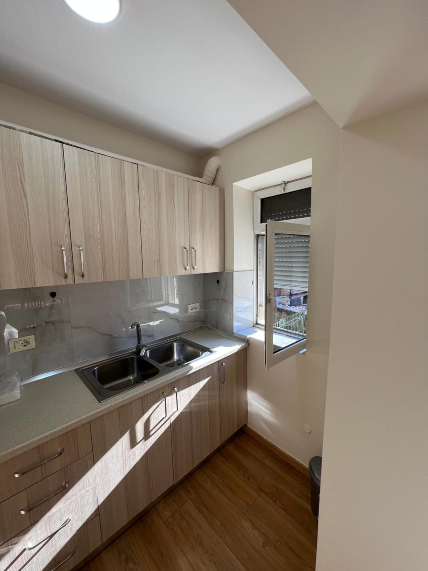 Skanderbeg Square Apartment Tirana Buitenkant foto